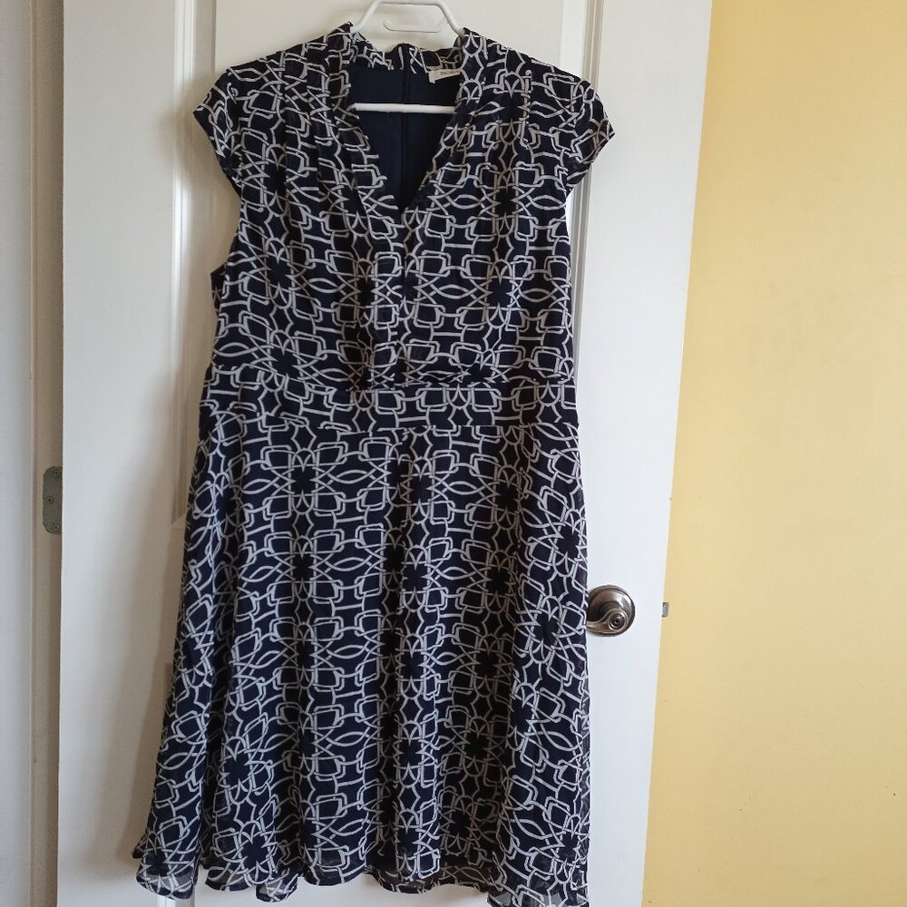 Ricki’s NEW Women’s Size 14 Shawl Collar Dress